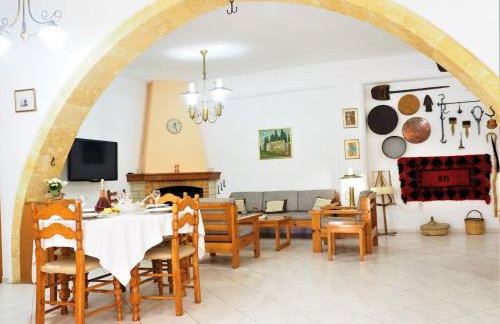 Traditional Cretan Villa - Photo 14