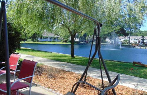 W2 Ocean Walk Resort upstairs 2 bed king and two twins next to back pool - Foto 20