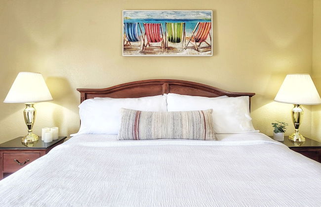 Four Seasons Island Resort - Photo 6