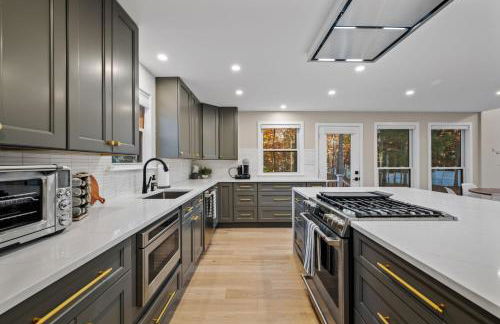 Tysons LUXE 6BR Modern and Spacious - Foto 12