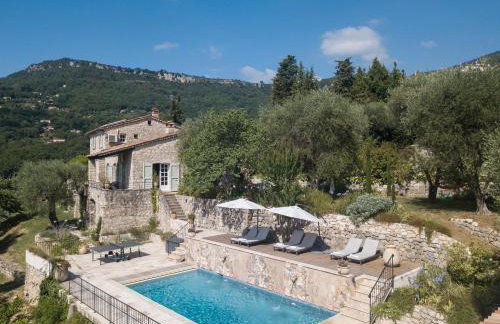 Charm, luxury, stunning views, villa with pool - Foto 2