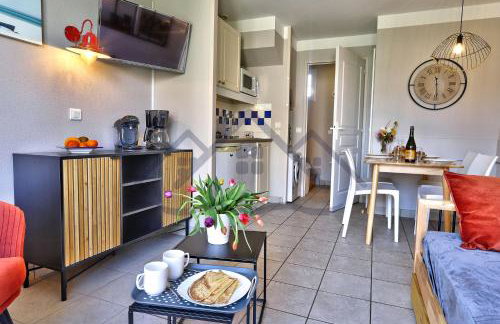 LocaLise - Maison G5 au Guilvinec - A 50m de la mer avec jardin et piscine - Tout à pied, plages, port, centre, commerces, marché - Wifi inclus - Animaux bienvenus - Linge de lit inclus - Foto 15