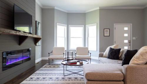 Lovely Modern 3BR-3BA Grove Home ABODEbucks - Foto 4