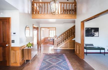 Cathedral by AvantStay Charming Secluded Estate w Sauna Pool Table Views of the Rolling Hills - Foto 6