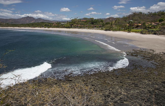 Newly Remodeled Beachfront Condo, Ground-Floor Terrace & Direct Access to Playa Flamingo - Foto 31