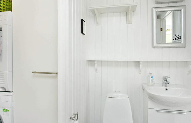 6 Person Holiday Home in Strandby - Foto 3