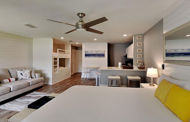 Sandpiper Cove by Southern Vacation Rentals - Photo 6