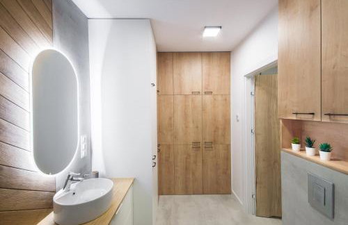 BoleslaviaApartments - Apartament Arte 5, parking free, EV, air conditioning - Foto 13