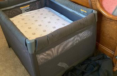 ENTIRE Big Home Close To Events - 2 Family Rooms - Kid Friendly - Private Patio & Firepit - Foto 16