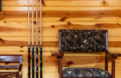 A Creek Runs Thru It - Secluded Waterfront Cabin - Foto 47