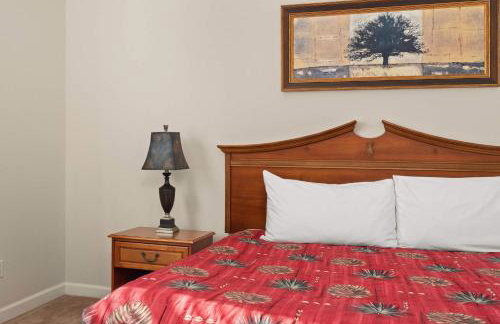 5BR home w private heated pool - Foto 44