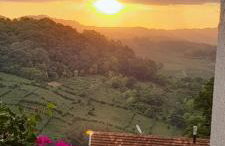 Casa Vista do Vale próxima ao Vale dos Vinhedos - Foto 2