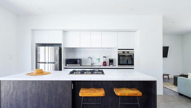 Brand NEW Modern 2BR 2BA With Private Pool Patio - Foto 3, Habitación