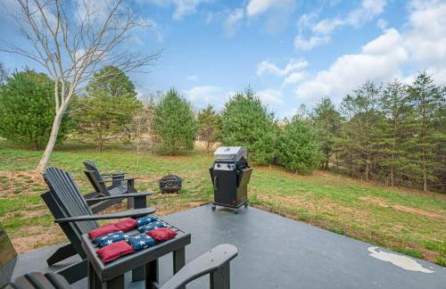 The Cottage at Woodpecker Ridge - Morganton GA Retreat for Two - Foto 32