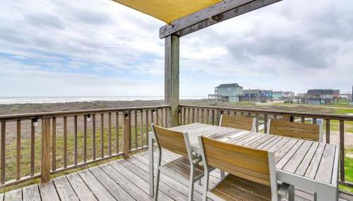 BBQs and Decks Oceanfront Surfside Beach Home - Foto 2