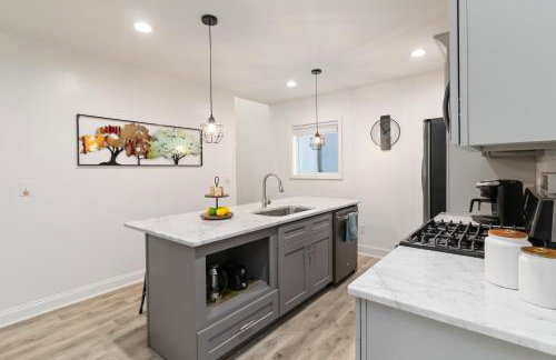 New Home in MidTown- Sleeps 11 For Rent in Atlanta - Foto 12