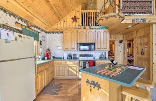 Hurley Lakefront Hideaway with Fire Pit and Dock! - Foto 7