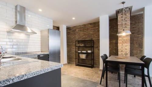 Apartamentos La Marina - Foto 2