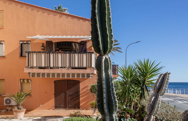 3 bedroom Apartment in Sainte-Maxime with terrace - Foto 5