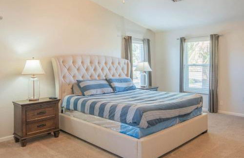 Cave Creek- Basketball Putt Putt Pool & Games - Foto 33