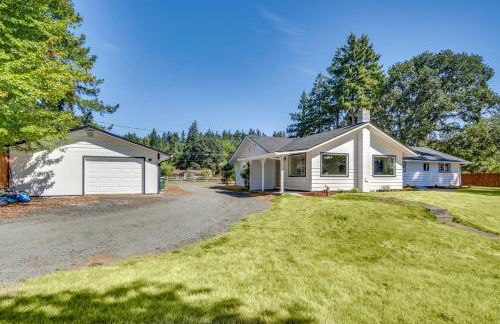 Chehalis Getaway with Golf Course View and Fire Pit! - Photo 27