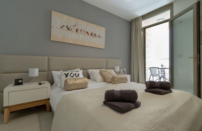 The Haneviim Court - Isrentals - Foto 25