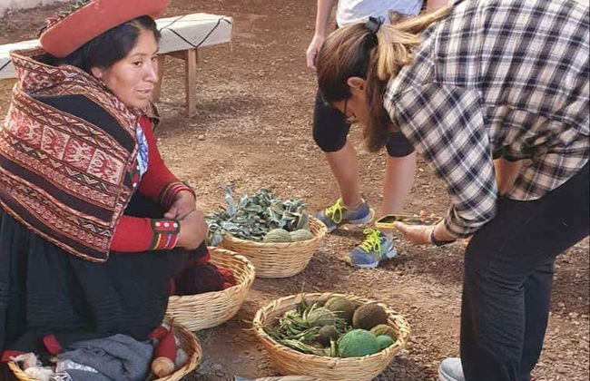 Visita a la comunidad Racchi Ayllu + Taller de tejido andino - Foto 8