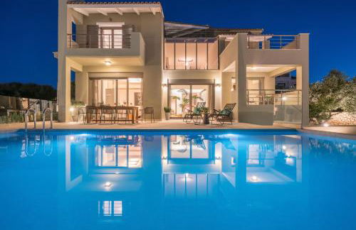 Akemi Luxury Villa - Foto 1