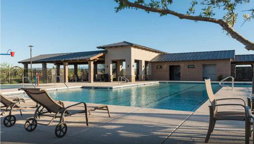 Spacious 3BR Home - Pool, Playground, EV Station L2, Near Freeway, Free Parking - Foto 2