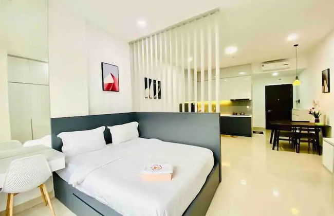 Sunrise City View Apartment - Photo 19