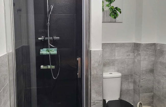 Stunning 3-bed Apartment in Heart of Cardiff Bay - Foto 11