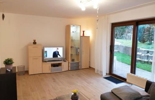 Ebenerdige Ferienwohnung mit großer Terrasse in der Nähe des Waldes, zum wohlfühlen - Foto 6