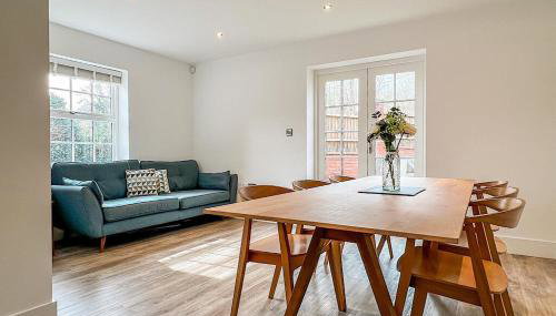 Central Warwick townhouse within easy reach of Stratford upon Avon and Cotswolds - Foto 4