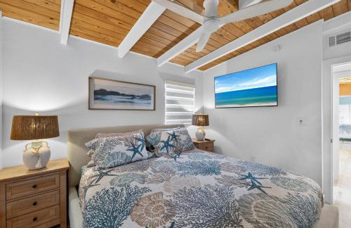 Blue Lagoon Hideaway 3BR Coastal Chic Retreat - Foto 25