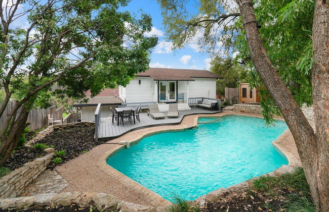 4 Bedroom Near Soco With a Private Pool & Sauna - Photo 24