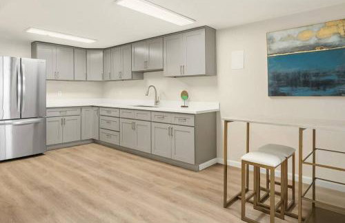 Remodeled Bellevue Family home w AC close to everything - Foto 17