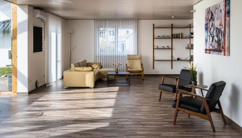 Ruhige Ferienwohnung mit Panoramablick - Foto 4