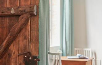 re~barn - Modern Country Stay - Photo 16