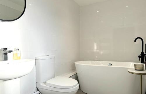 Peak District Getaway Retreat! The most Stunning Garden Views - Firepit - Brand newly refurbished - Perfect for friends & family getaways - Photo 23