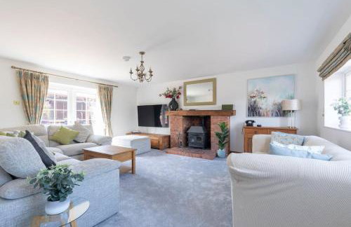 Beautiful Danford House & Lodge with Hot Tub - Foto 34