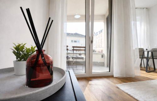 Homely! Design Studio Airport, Fair, Balcony, City! - Foto 5