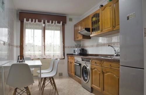 La Villa De Lore, Piso Completo Apto 6 Personas Con Garaje - Photo 11