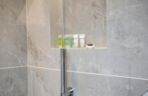 Luxury 3 Bedroom Flat 5 min to tube station - Foto 26