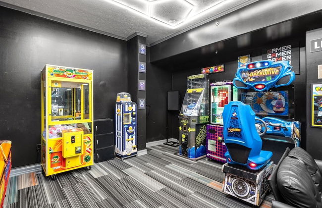 Beautiful Condo with Spacious Balcony to Enjoy Fascinating Ocean View - Unit 1002 by RedAwning - Foto 26