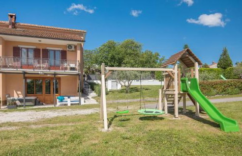 Lovely Home In Tinjan - Photo 21