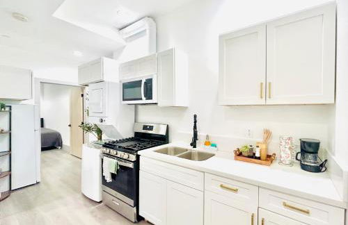 LA Modern Street View Glass Window 2BR - Foto 13