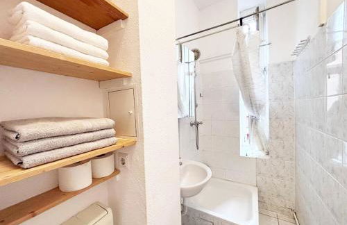 1Room Flat with Kitchen Near Neukölln & Kreuzberg - Photo 6