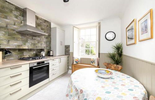 JOIVY Beautiful apartment, private garden, Calton Hill - Foto 20