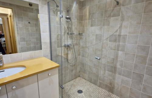 Appartement 3 pièces avec piscine et parking à Sainte-Maxime - FR-1-780-56 - Foto 23