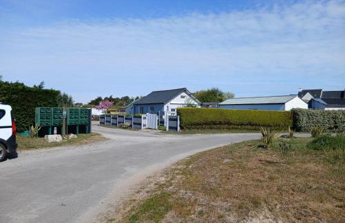 Maisonnette bois - Photo 2